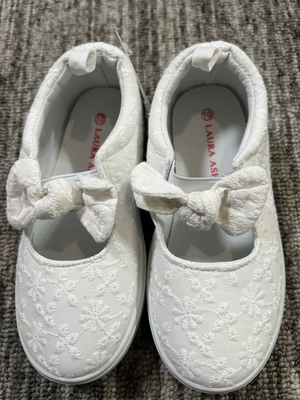 Laura Ashley MJ Style Kids Slip-On Bow Accent Sneakers Size 10 - Picture 7 of 9